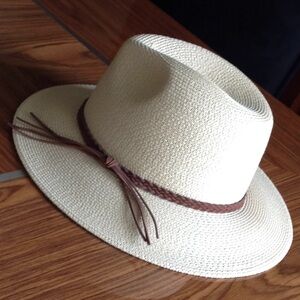 🔴 Furtalk - Wide Brimmed Ivory Summer Straw Hat